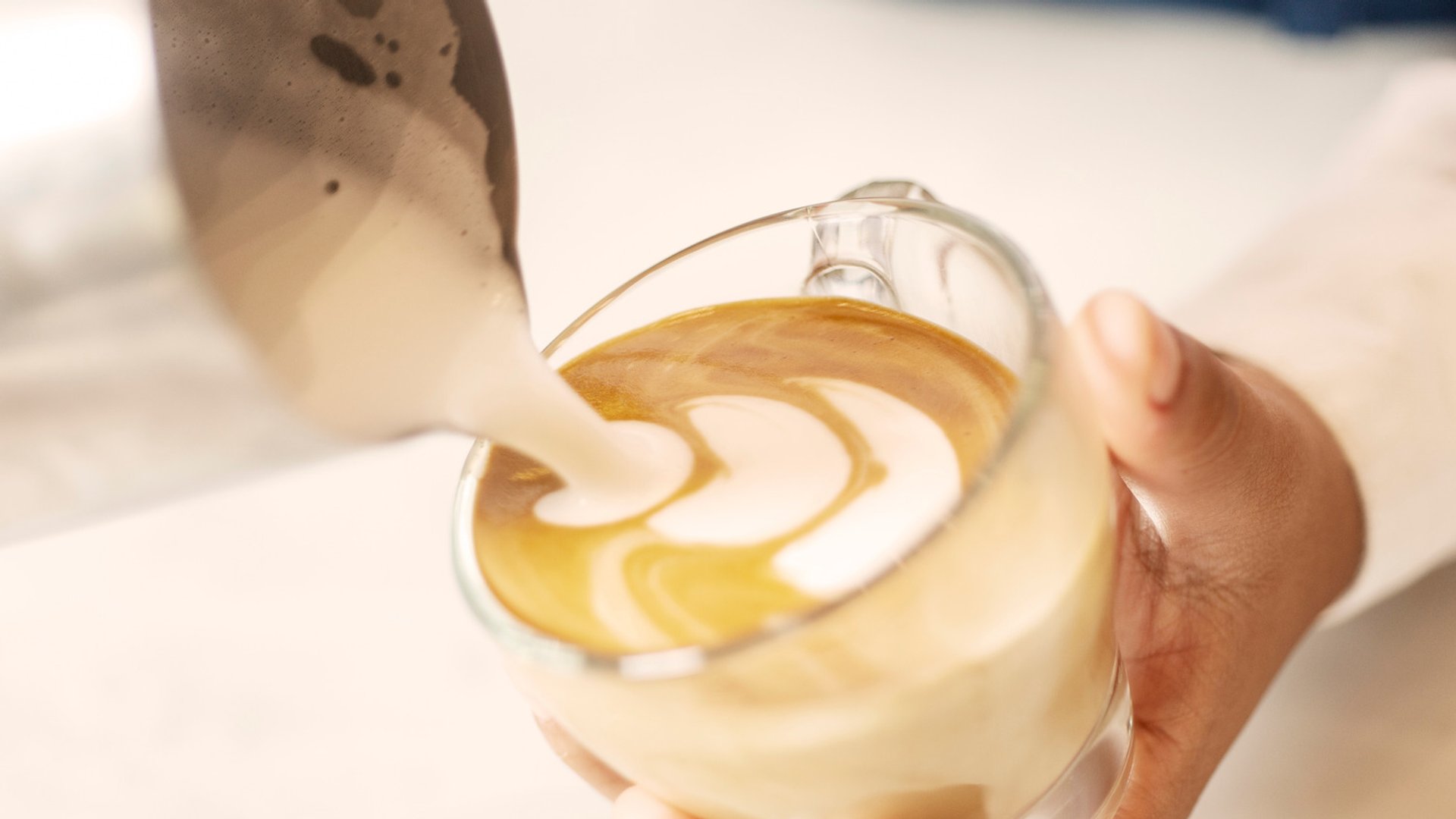 Cafe Inez Coffee Closeup, Coffee and Coconut Oil Face Scrub: The DIY Spa Treatment We Serve at UNICO 20°87°